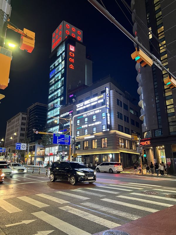 Cheonggyecheon Stream, Seoul & Busan - 🏛 landmark